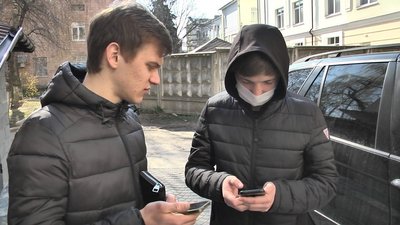 З допомогою групи "Підвези медика" лучани дістаються до роботи З допомогою групи "Підвези медика" лучани дістаються до роботи