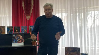 Срібний призер Олімпійських ігор 1988 року зустрівся із молоддю Херсона
