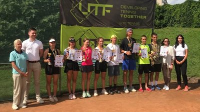 Сумський тенісист виборов срібло чемпіонату України Сумський тенісист виборов срібло чемпіонату України