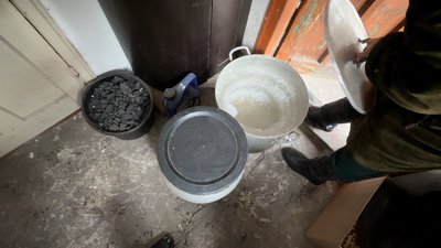 Окупована Луганщина масово залишилася без води: аварійні водогони та знеструмлення