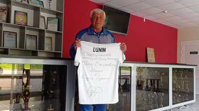 Як у Краснограді на Харківщині виховують футболістів-чемпіонів Як у Краснограді на Харківщині виховують футболістів-чемпіонів
