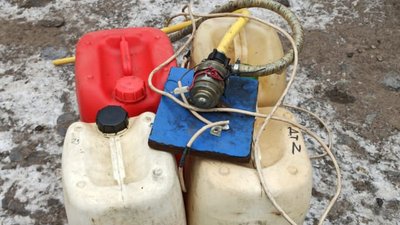 На Сумщині чоловік у гаражі влаштував підпільну автозаправку – поліція На Сумщині чоловік у гаражі влаштував підпільну автозаправку – поліція
