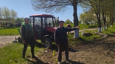 Як вишні цвітуть – треба садити: на Волині триває посівна ранніх культур Як вишні цвітуть – треба садити: на Волині триває посівна ранніх культур
