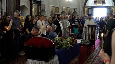У Чернігові попрощалися з лейтенантом і командиром розвідвзводу Павлом Буренком У Чернігові попрощалися з лейтенантом і командиром розвідвзводу Павлом Буренком