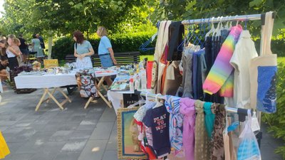 У Черкасах 25 серпня встановили бронзову скульптуру кота