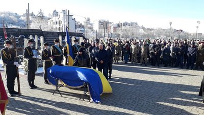 У Львові перепоховали захисника Донецького аеропорту Олександра Бондаря У Львові перепоховали захисника Донецького аеропорту Олександра Бондаря