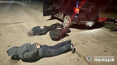 Прикидався таксистом: на Одещині затримали чоловіка під час спроби вивезти за кордон військовозобов'язаних