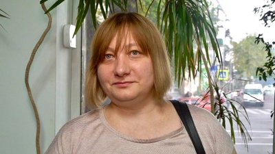Алла, покупчиня ліків Алла, покупчиня ліків