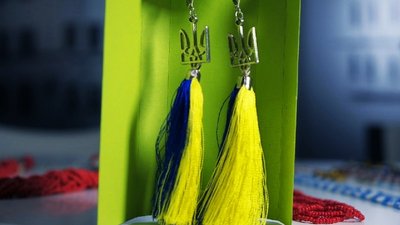 17 тисяч гривень за чотири місяці: вінничанка продає вироби з бісеру і допомагає ЗСУ 17 тисяч гривень за чотири місяці: вінничанка продає вироби з бісеру і допомагає ЗСУ