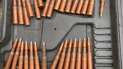 У Житомирі раніше засуджений переробляв стартові пістолети під стрільбу бойовими набоями У Житомирі раніше засуджений переробляв стартові пістолети під стрільбу бойовими набоями