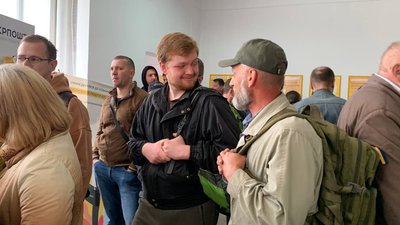 "Русскій воєнний корабль…всьо!": у Тернополі погасили поштову марку "Русскій воєнний корабль…всьо!": у Тернополі погасили поштову марку