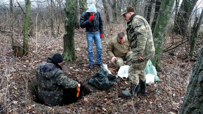 На Кіровоградщині виявили рештки 40 бійців, які загинули під час Другої світової війни На Кіровоградщині виявили рештки 40 бійців, які загинули під час Другої світової війни