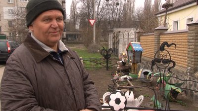Подружжя з Черкас перетворює старі речі на ексклюзивний декор