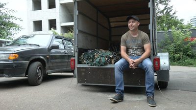Інструменти та смаколики: черкаські волонтери відправили допомогу в зону ООС Інструменти та смаколики: черкаські волонтери відправили допомогу в зону ООС