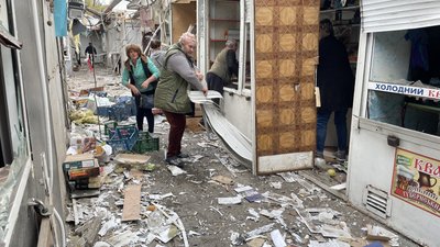 Російська армія обстріляла Херсон: поцілила поблизу одного з ринків