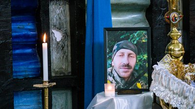 На Тернополі попрощалися з військовослужбовцем Андрієм Побережником