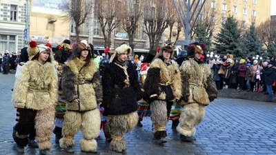 У Чернівцях обрали переможців конкурсу від "Маланка-фест" У Чернівцях обрали переможців конкурсу від "Маланка-фест"