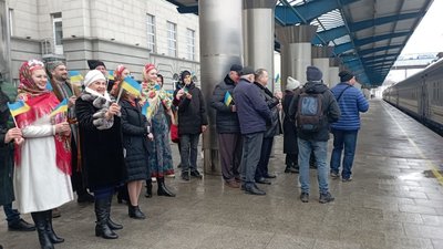 Як у Дніпрі зустрічали Потяг Єднання Маріуполь- Рахів (ФОТОРЕПОРТАЖ) Як у Дніпрі зустрічали Потяг Єднання Маріуполь- Рахів (ФОТОРЕПОРТАЖ)