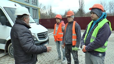 Інформаційну кампанію на будівництвах Ужгорода провели інспектори Держпраці