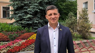 Ярослав Візняк, почесний консул Литовської Республіки в Тернополі на зустрічі з парламентарями