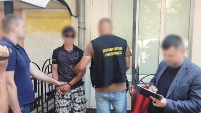 У поліції розповіли подробиці про вибух під час тривоги в Умані, що на Черкащині У поліції розповіли подробиці про вибух під час тривоги в Умані, що на Черкащині