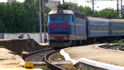 "Укрзалізниця" попередила про затримку поїздів через аварію на Полтавщині