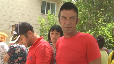 Де у Запоріжжі вимушені переселенці можуть отримати їжу Де у Запоріжжі вимушені переселенці можуть отримати їжу