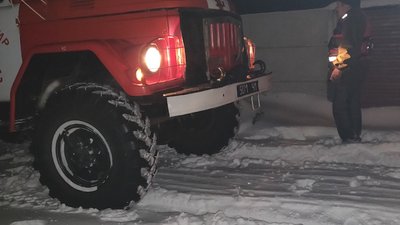 За добу рятувальники Житомирщини надали допомогу водіям 41 автомобіля За добу рятувальники Житомирщини надали допомогу водіям 41 автомобіля