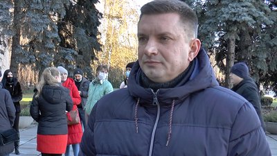 "Діти в стресі": на Полтавщині вимагали відкрити дитсадки і відновити навчання у школах "Діти в стресі": на Полтавщині вимагали відкрити дитсадки і відновити навчання у школах