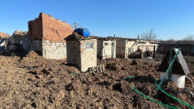 зруйнований приватний будинок евакуація люди обстріли армія РФ Новоселівка Перша Донецька область зруйнований приватний будинок евакуація люди обстріли армія РФ Новоселівка Перша Донецька область