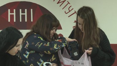 іграшки іграшки