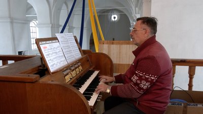 У Дубні встановлюють орган — перший на Рівненщині у діючому костелі У Дубні встановлюють орган — перший на Рівненщині у діючому костелі