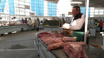 Особливо здорожчали тепличні: за скільки продають овочі на черкаських ринках Особливо здорожчали тепличні: за скільки продають овочі на черкаських ринках