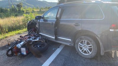 На Львівщині двоє людей загинули внаслідок ДТП На Львівщині двоє людей загинули внаслідок ДТП