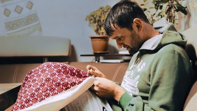 Винести мистецтво гуцулів на карту світу хочуть творці проєкту "Жити з мистецтвом" Винести мистецтво гуцулів на карту світу хочуть творці проєкту "Жити з мистецтвом"