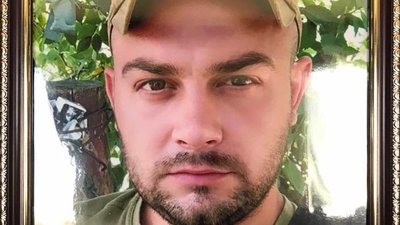 На Кіровоградщині прощатимуться з трьома бійцями На Кіровоградщині прощатимуться з трьома бійцями
