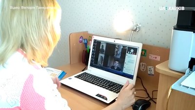 Саджають город та малюють карти онлайн: як харківські вчителі викладають під час карантину Саджають город та малюють карти онлайн: як харківські вчителі викладають під час карантину