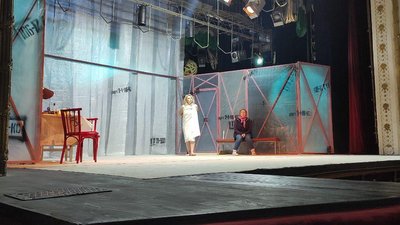 Тернопільські актори готуються до прем’єри вистави "Одного разу в морзі" Тернопільські актори готуються до прем’єри вистави "Одного разу в морзі"