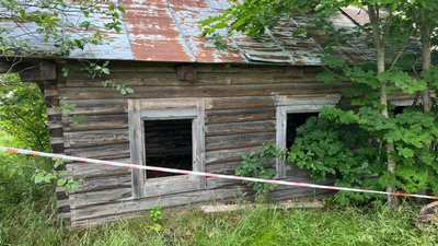 Біля білоруського кордону на Рівненщині знайшли схованку з боєприпасами Біля білоруського кордону на Рівненщині знайшли схованку з боєприпасами