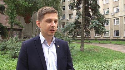 У Бердичеві на Житомирщині підняли вартість проїзду в маршрутках з 5 до 8 гривень У Бердичеві на Житомирщині підняли вартість проїзду в маршрутках з 5 до 8 гривень