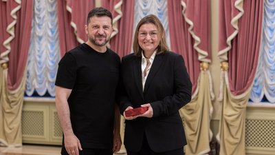 Володимир Зеленський та Оксана Андрейків-Морозова 