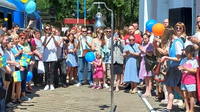 Дитяча залізниця у Дніпрі Дитяча залізниця у Дніпрі