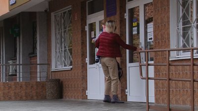 Під час пандемії на Полтавщині COVID-19 виявили у близько 4 тисяч дітей