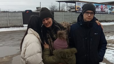 Замість сукні і квітів – автомат і військова форма. Історія вінничанки Надії Дмитрієвої Замість сукні і квітів – автомат і військова форма. Історія вінничанки Надії Дмитрієвої