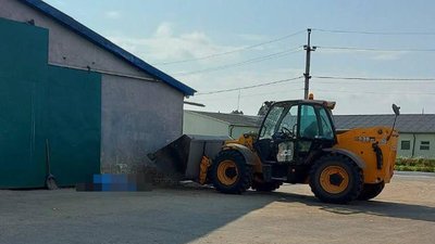 Тракторист порушив правила: на одній з ферм на Волині загинула жінка