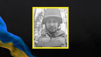 Загинули за Україну: у Черкасах віддали останню шану двом загиблим захисникам Загинули за Україну: у Черкасах віддали останню шану двом загиблим захисникам