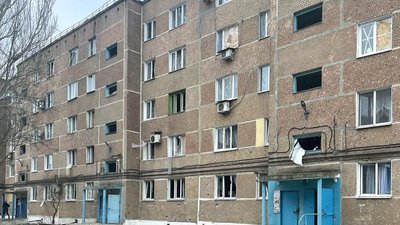 Одна людина отримала поранення внаслідок обстрілів у Кураховому