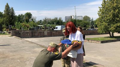 Прощання з військовим
