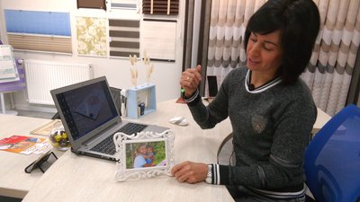 Продовжує сімейну справу, поки чоловік служить. Історія подружжя Максимових з Донеччини
