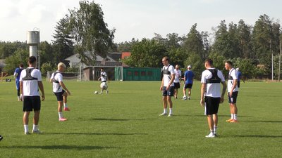 Черкаський ЛНЗ готується до першої гри в Українській прем’єр-лізі Черкаський ЛНЗ готується до першої гри в Українській прем’єр-лізі